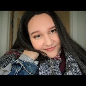 Meet your Posher, Katelyn